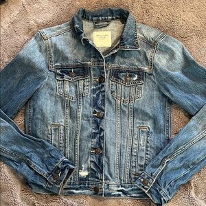 Abercrombie & Fitch Jean Jacket - Size Small